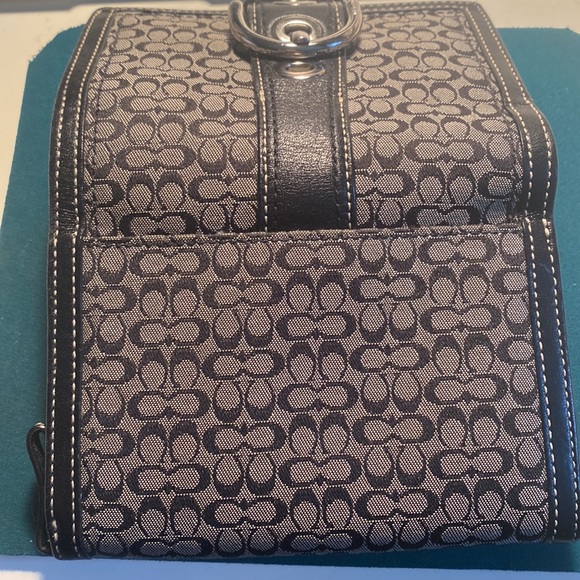 Coach wallet - Picture 7 of 9